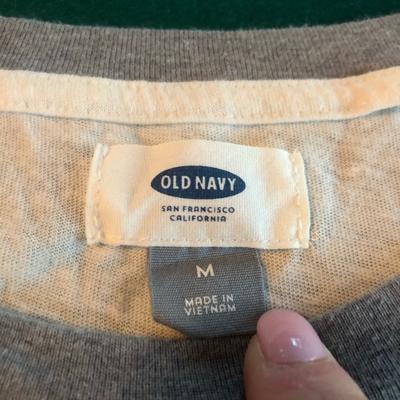 Tops - Picture 2 of 3